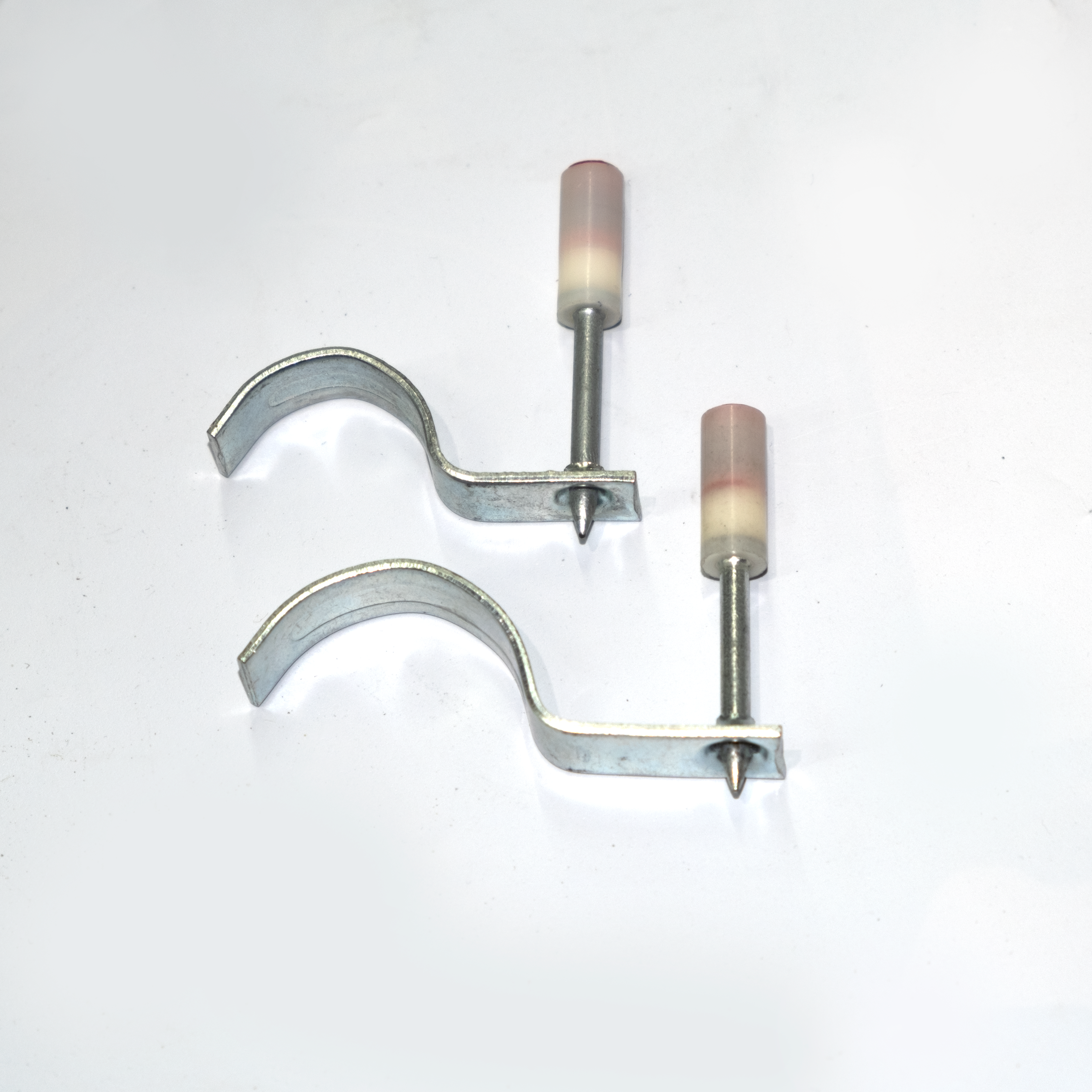 Пороховой крепеж 32мм с крюком(25мм) усиленный