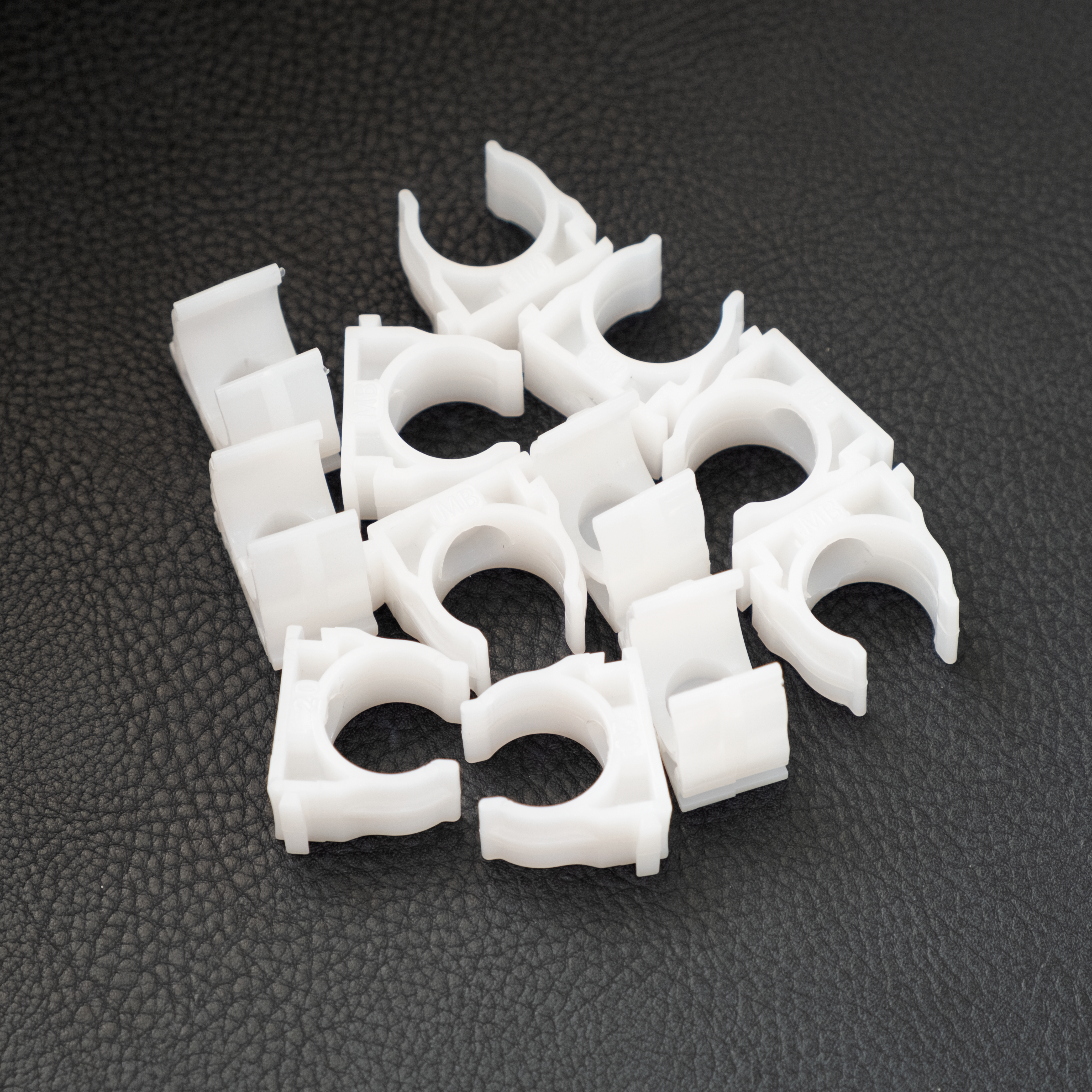 Клипсы 20мм белые для монтажного пистолета(полиэтилен)